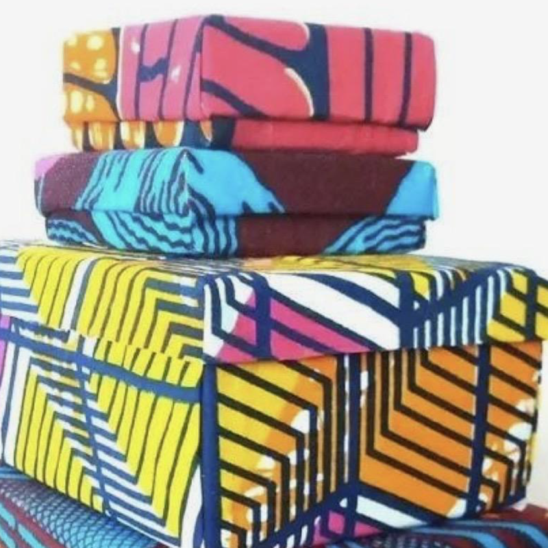 Delavnica: vdahni oblačilom novo življenje (»upcycle« delavnica z afriškimi vzorci)
